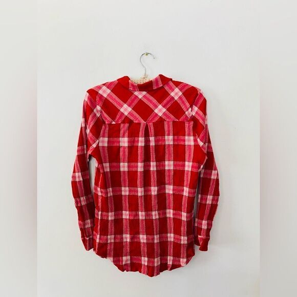 Lucky brand | red, white and pink plaid button down top | size large - Picture 5 of 6